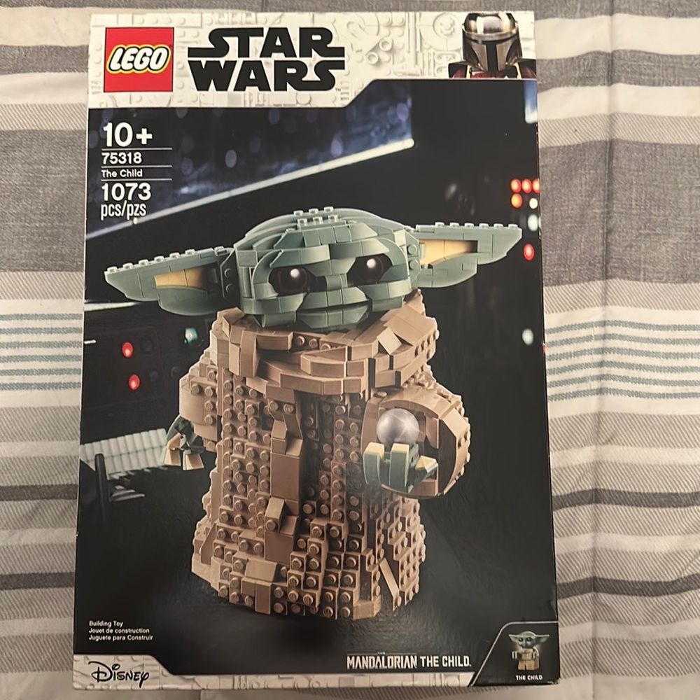 Lego's Disney The Mandelorian "The" Child"